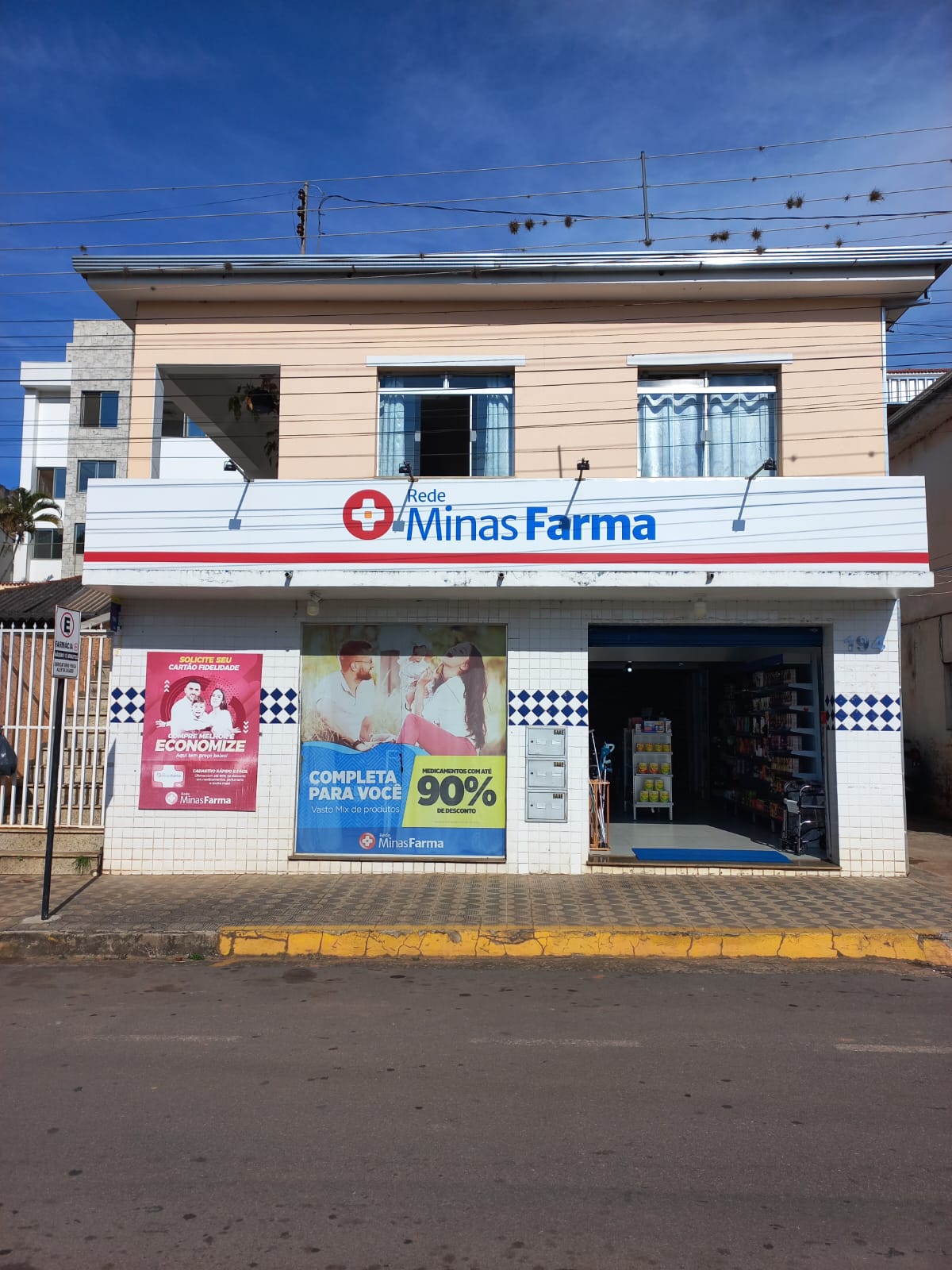 Fachada Farmácia Avenida